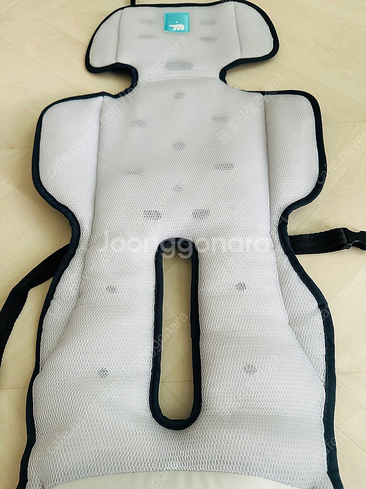 폴레드 에어러브 롤리팝 통풍시트(그레이)--3