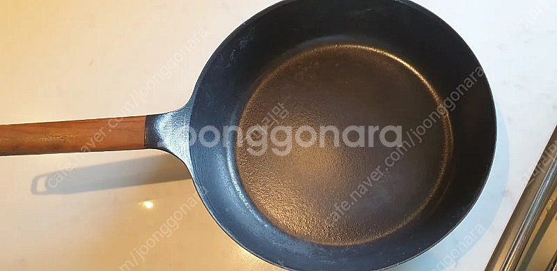 버미큘라 주물 법랑 무쇠 후라이팬 24cm--6