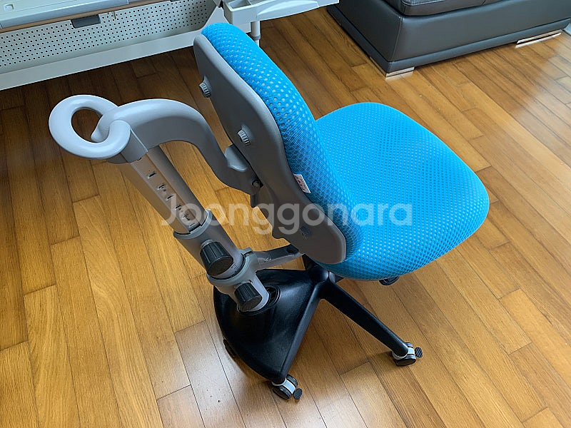 컴프프로 1400책상과 의자 판매합니다--6
