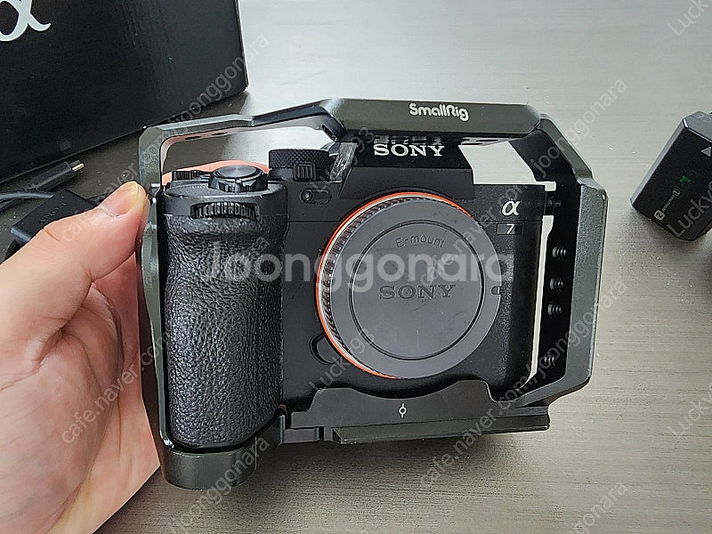Sony A7M4 + 추가 배터리 + 스몰리그 케이지 ...--1
