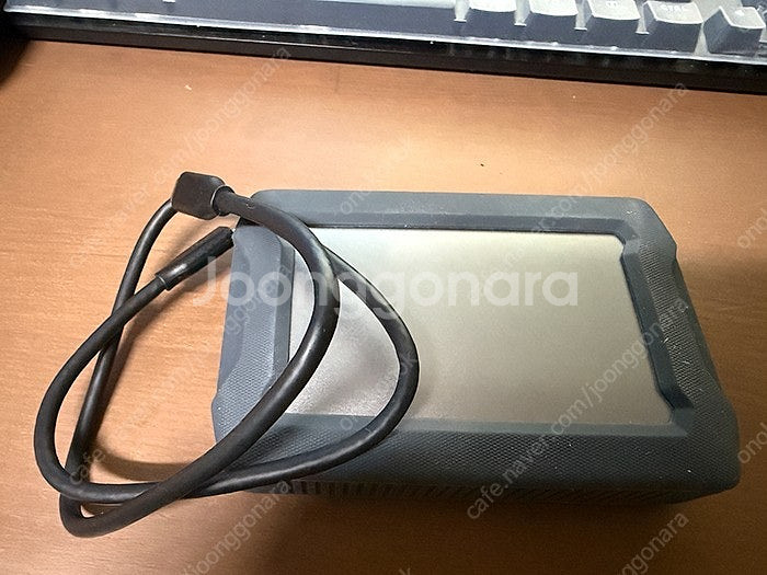 샌디스크 G-DRIVE 4TB 판매합니다--2