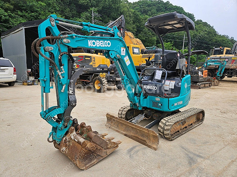 코벨코 1.7톤굴착기 SK17 2019년 코집 버켓3종...--0