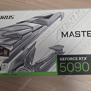 RTX 5090 AORUS MASTER 아이스 팝니다.