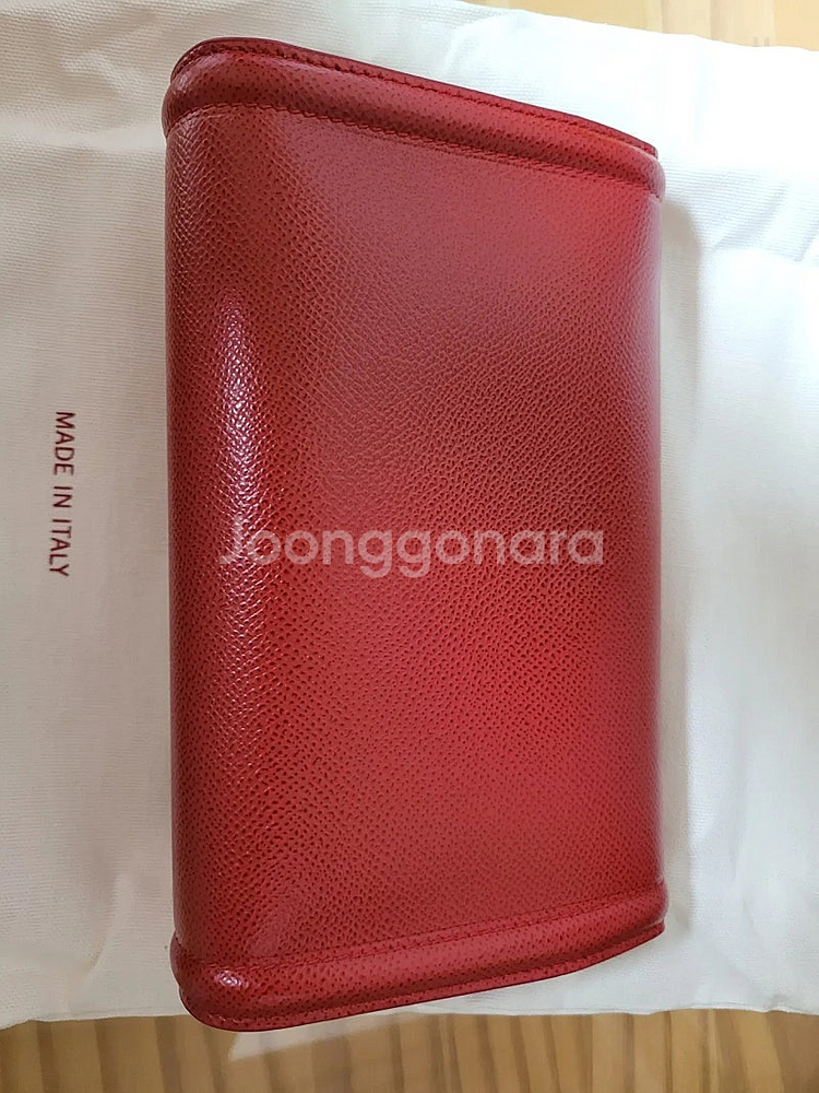 페라가모 바라미니백 저렴하게 판매해요--3