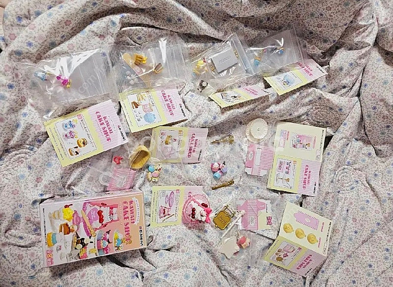 키티웨딩케이크식완리본곰키티이치고키티딸기키티마스--1