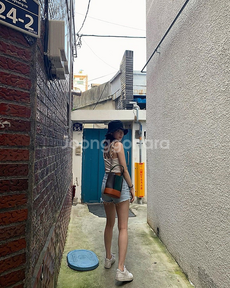 스케쳐스 아치핏 박은빈 운동화 235 / 랑방 마인 오...--1