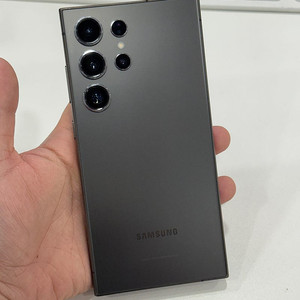 갤럭시S24울트라 그레이 512GB (S928) S급 무잔상 80만원 판매합니다!