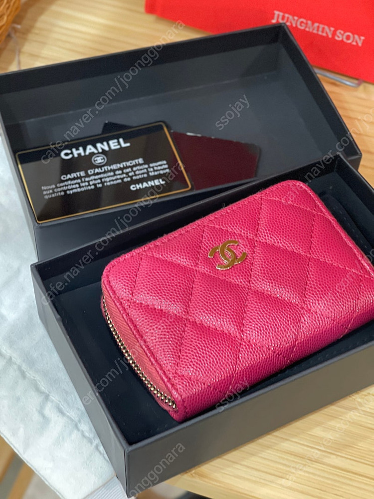 샤넬 지퍼돌이 카드지갑 이미지