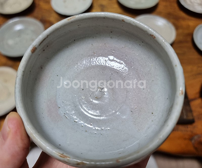 고미술품 조선시대 후기 조선백자 홍화 잔--2
