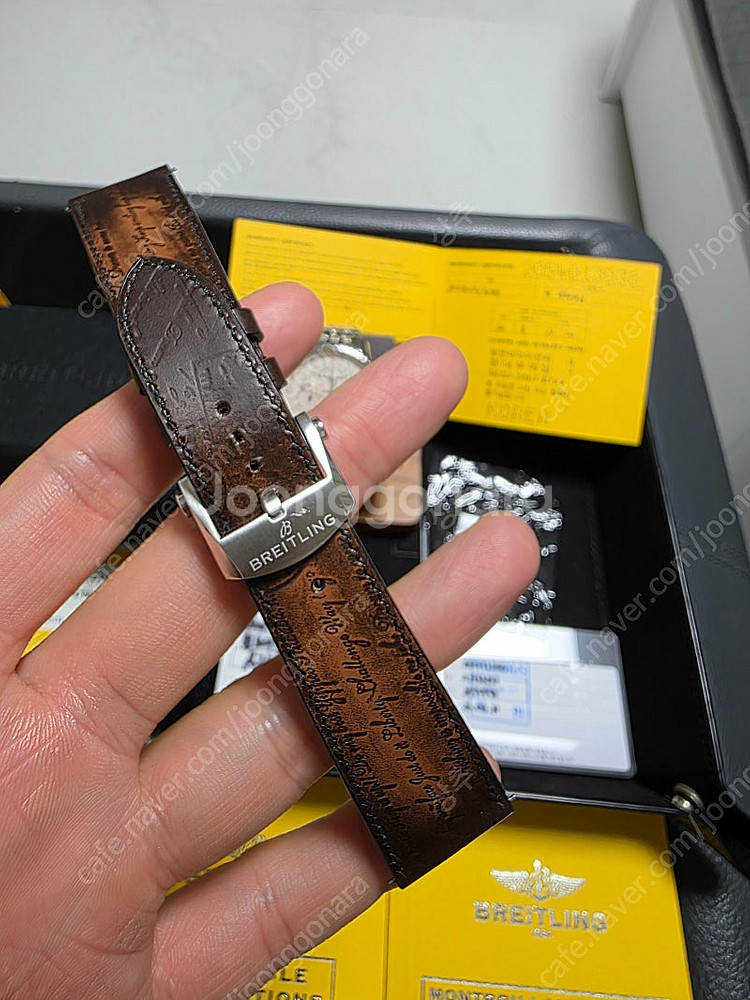 브라이틀링 네비타이머 몽블리앙 다토라 판매--1