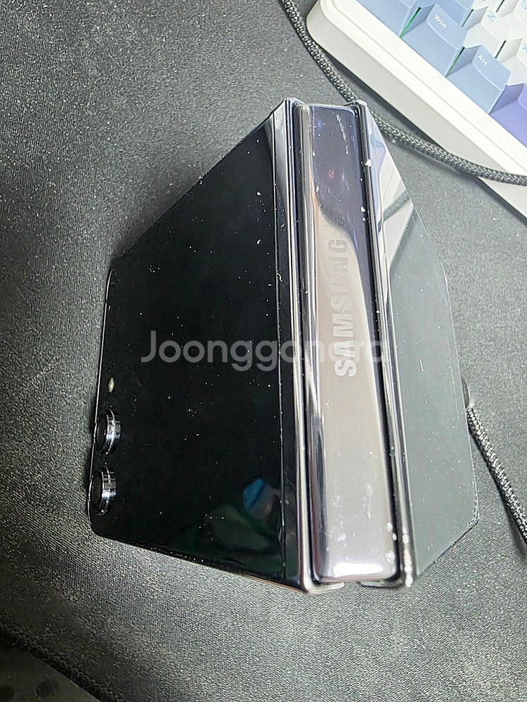 갤럭시 z플립5 256gb 팝니다. 블랙--4