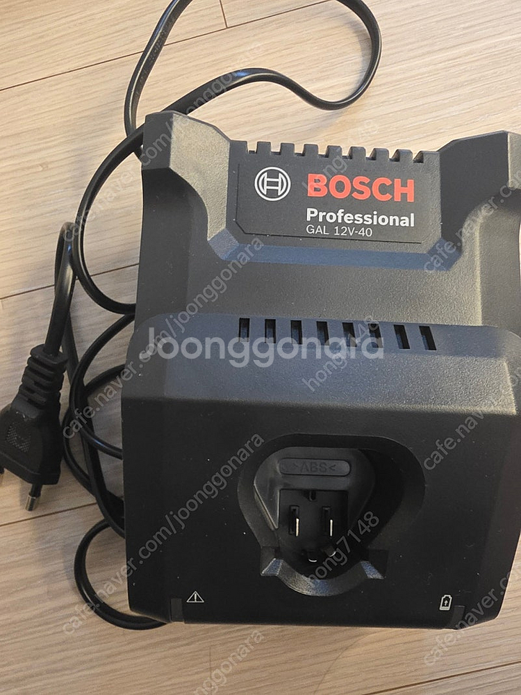 보쉬 10.8v 12v 충전기--0