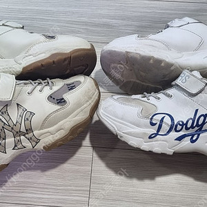 MLB 운동화 220
