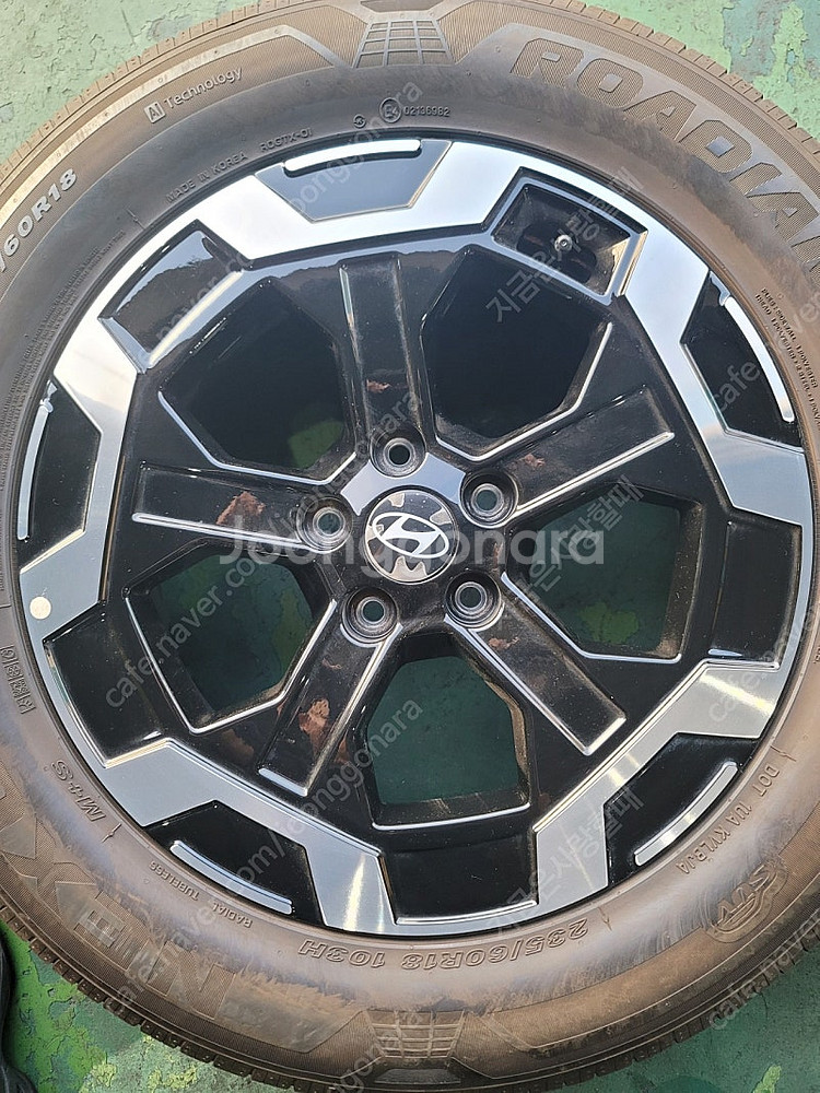 싼타페 MX5 18인치 휠타이어 , TPMS, 휠캡포함--2