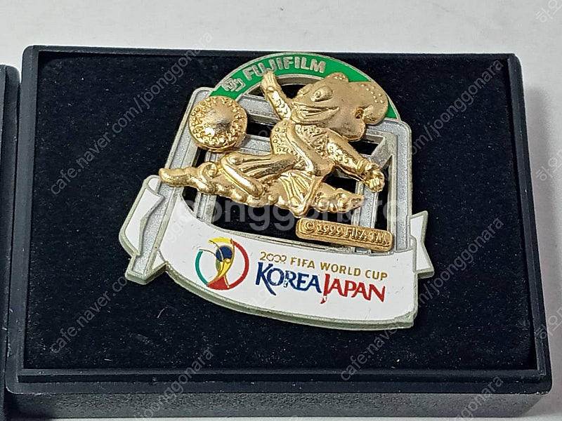 후지필름 2002 한일 월드컵 기념 마스코트 뱃지 5종--3