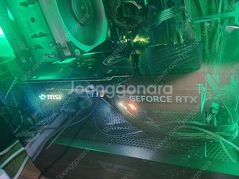 RTX 4070 Ti GAMING X TRIO 12G--0