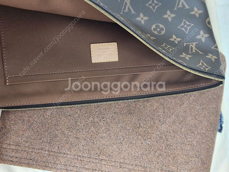 루이비통 보야쥬 mm 클러치--0