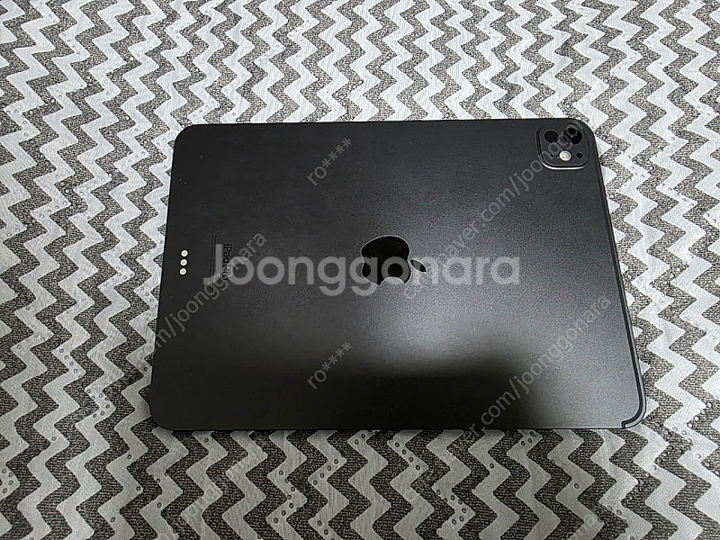 아이패드 PRO11 M4 256G 와이파이버젼 팝니다.--1