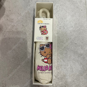 올리브영 산리오 양산 아이보리