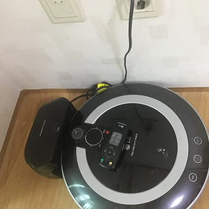 광주광역시 LG vr-5901 로보킹 진공 로봇청소기 팝니다.단종모델, 내용필독