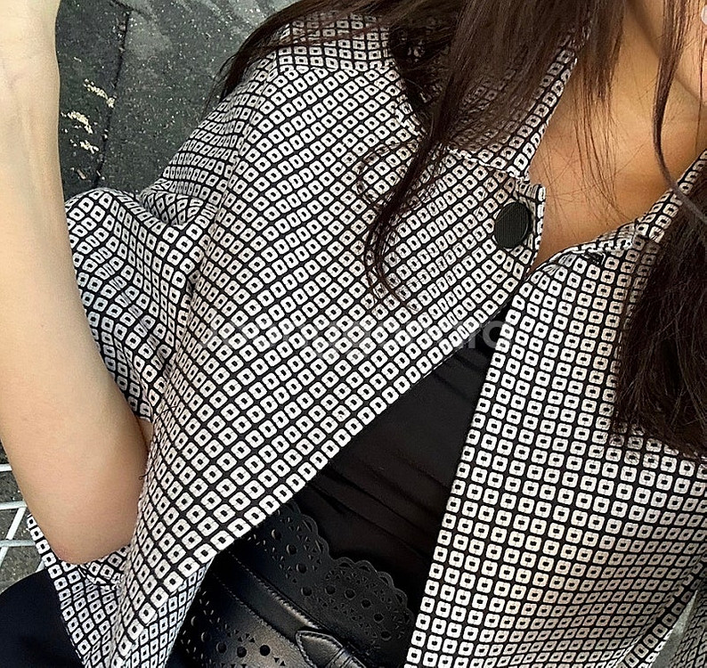 르뮈 자카드 판쵸 자켓 (새상품)--3
