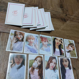 트와이스 미니 3집 특전 포카세트 10개 일괄 팝니다. twice