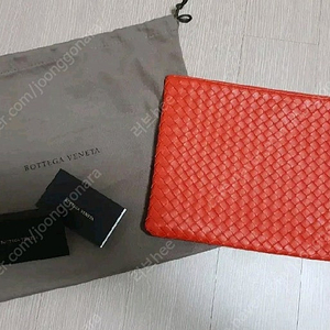 중고 보테가베네타 클러치