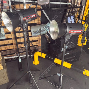 대한몰 LED 지속광 DH-LED80W 2대 판매합니다.
