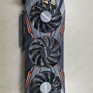 지포스 1070 기가바이트 3팬 팝니다