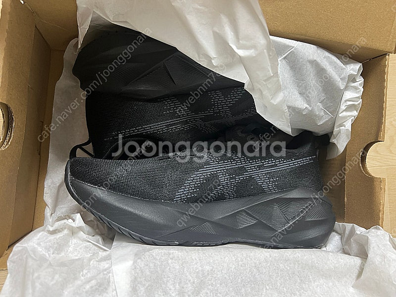 노바블라스트5 블랙 235 미사용 새제품--0