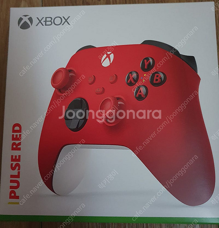 XBOX 4세대 펄스레드 게임패드 + 레이저 충전독 판...--1