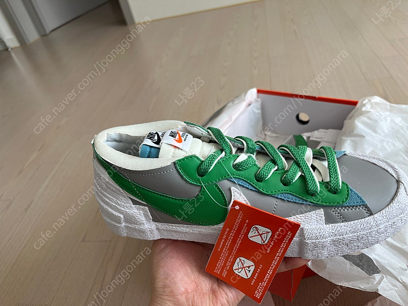 나이키 사카이 블레이저 로우 265 클래식그린 이미지