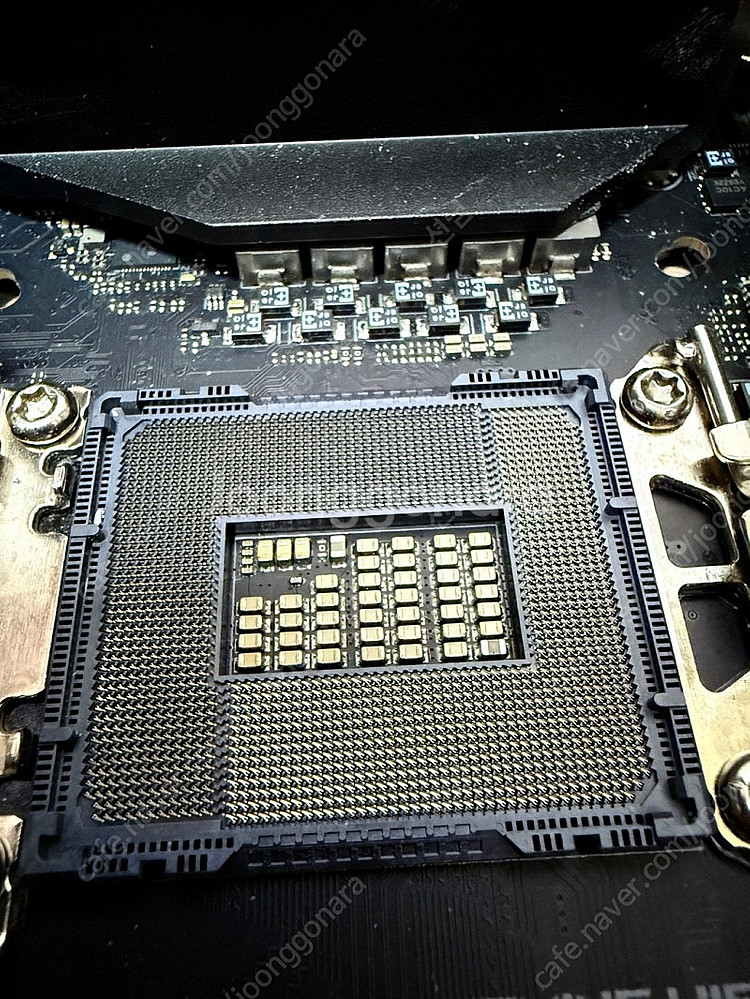ASUS Z790-i STRIX Wifi 팝니다--1