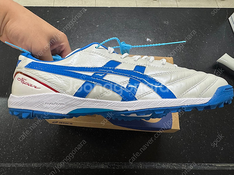 아식스 C3 FF TF 흰파 새상품 270--1