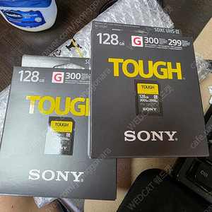 소니 터프 128gb 메모리 카드 미개봉 신품 팔아