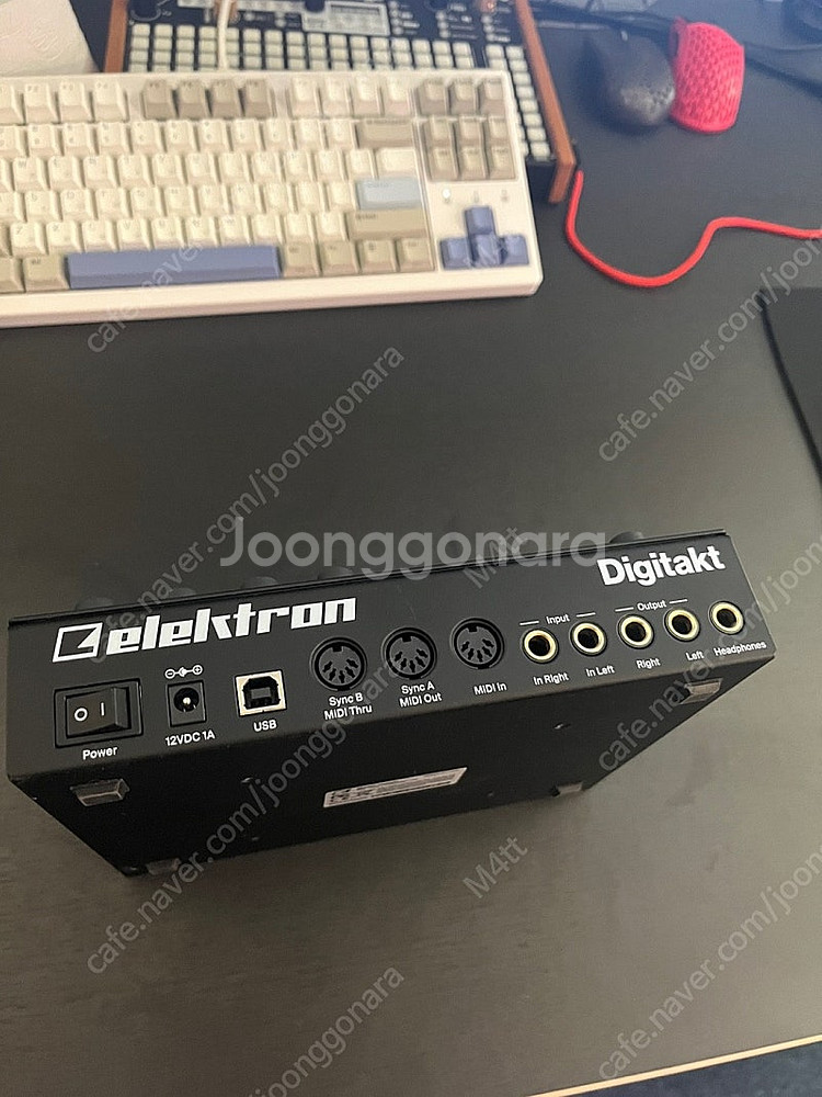 Elektron Digitakt 판매합니다--1
