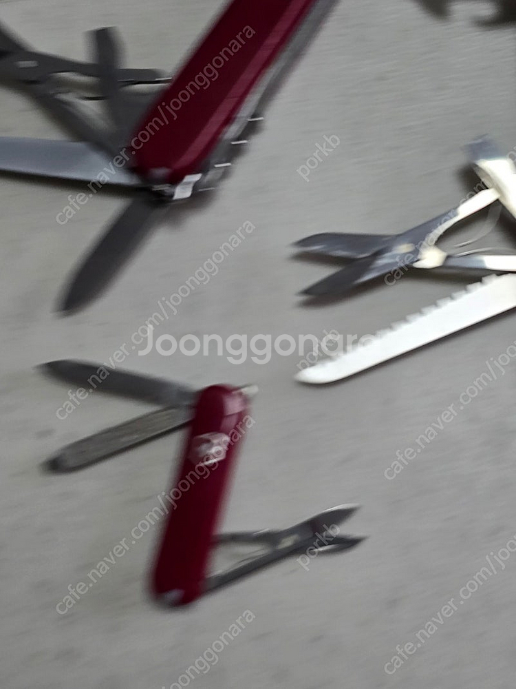 빅토리녹스 헌츠맨 1개 와 SD 미니툴 1개 (총2개)...--5
