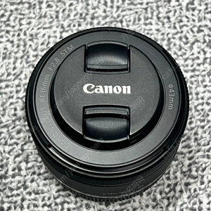 캐논 RF16mm F2.8 판매합니다.