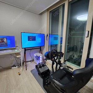 T300 rs 페라리 + Tlcm 패달 +거치대 팝니다