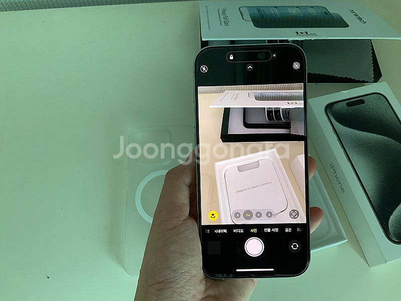 (풀박) 아이폰 15 프로, 256GB, 실버 팝니다--2