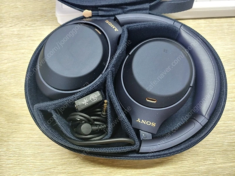 wh-1000xm4 미드나잇블루 이미지