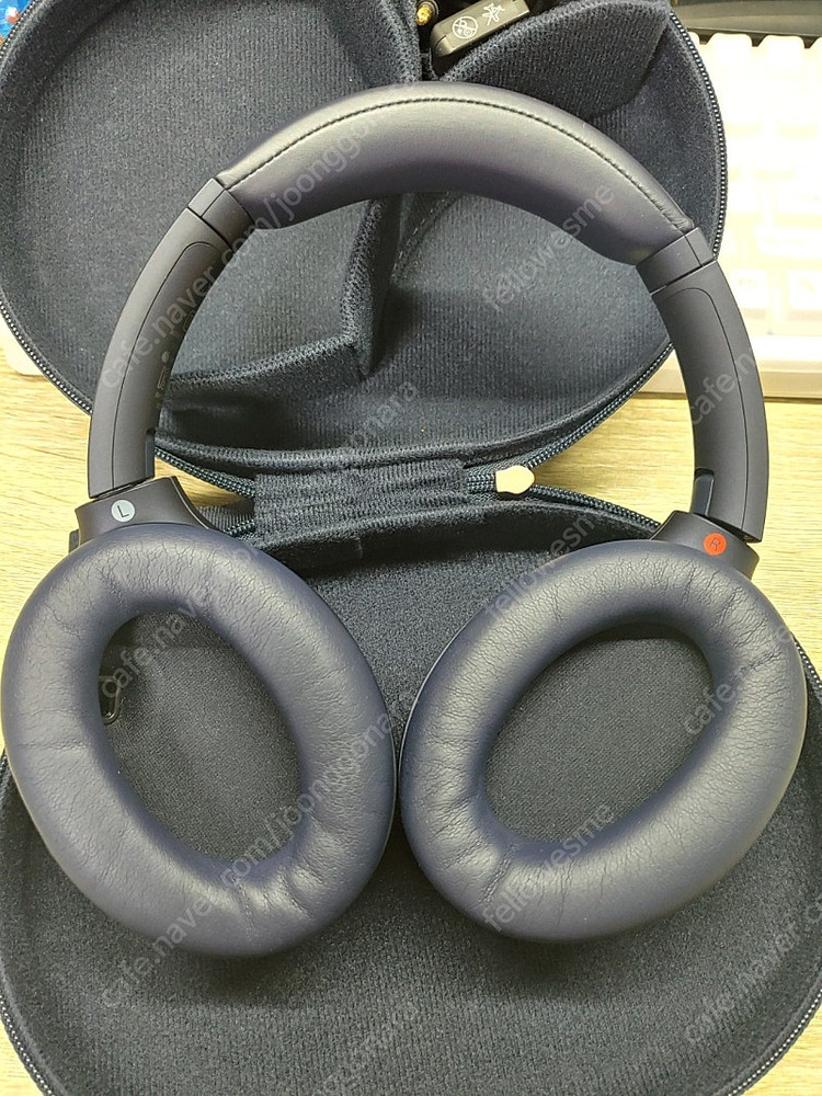 wh-1000xm4 미드나잇블루 이미지