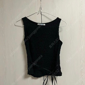 타낫 T/T Ripple back tie sleeveless top (black) 리플 백 타이 슬리브리스