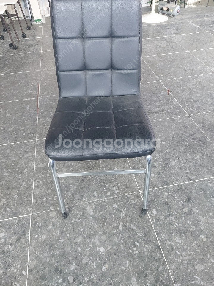 중고 의자 정리판매합니다 (지역 수원)--1