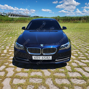 BMW F10 Lci 5시리즈 후기형 528i 14년식 8만키로 차량 판매 합니다