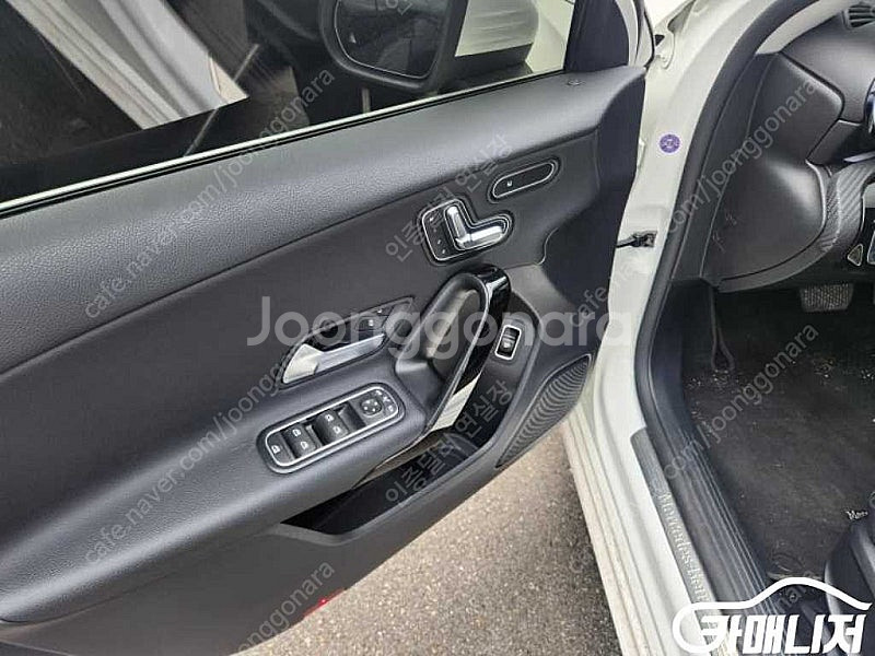 [벤츠]A클래스 W177 A250 4MATIC 세단 ★...--4