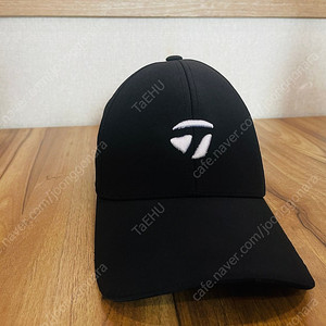 테일러메이드 로고 블랙 모자