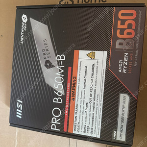 MSI PRO B650M-B, USB 5.4 블루투스 동글 미개봉, 마이크로닉스 m60 케이스 개봉만 한 신품 팝니다.