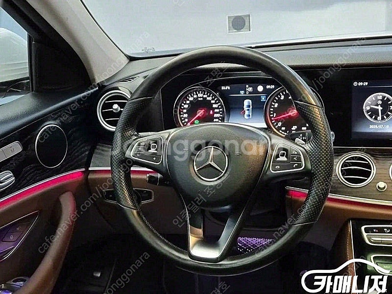 [벤츠]E-클래스 W213 E200 아방가르드 (5인승...--9