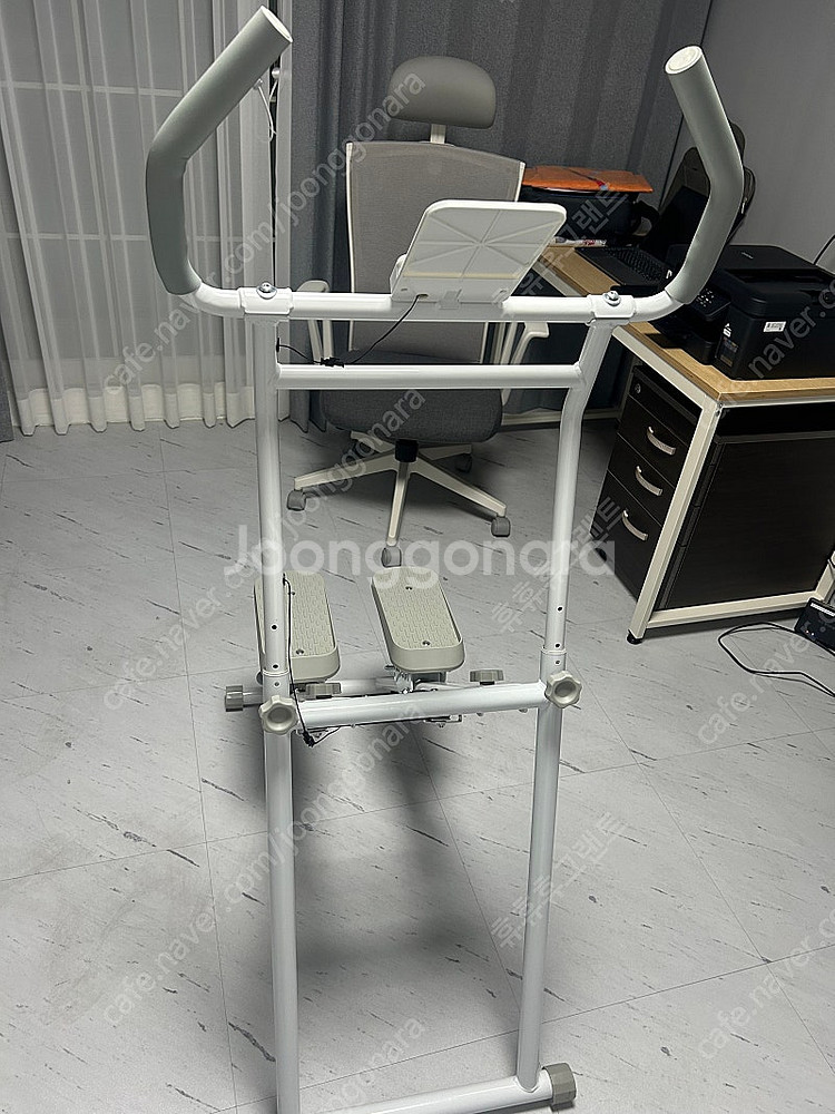 휴르고 천국의계단 최신버젼(발판 크고 휴대폰 거치대 있...--6